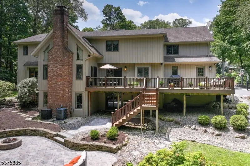 8 Falcon Run, Kinnelon, NJ 07405 - Image #3