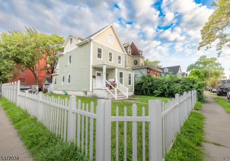 98 Amherst St, East Orange, NJ 07018 - #1