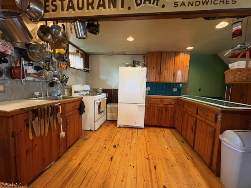 929 Wall St, Stillwater, NJ 07860 - Image #3