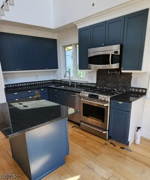 7 Lakeview Trl, Byram Township, NJ 07821 - Image #2