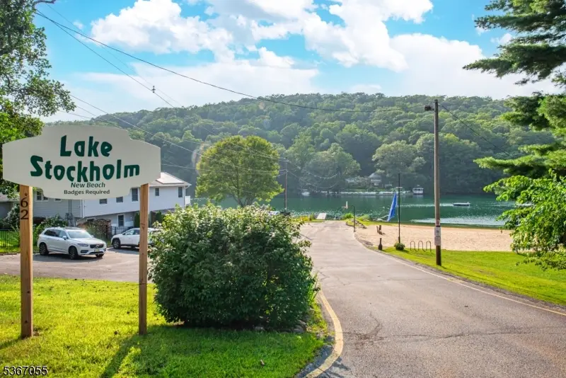 53 Lakeside Ave, Stockholm, NJ 07460 - Image #3