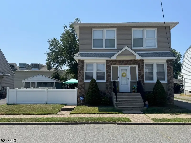 21 Passaic Ave, Woodland Park, NJ 07424 - Image #1