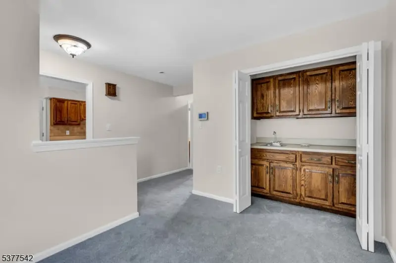 11 Pheasant Run, Allamuchy Township, NJ 07840 - Image #3