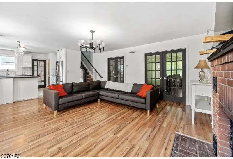 40 Washington Ave, Oxford, NJ 07863 - Image #2