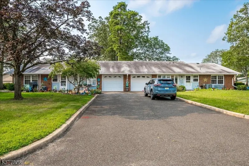 1052B Shetland Dr, Leisure Village East, NJ 08701 - Image #3