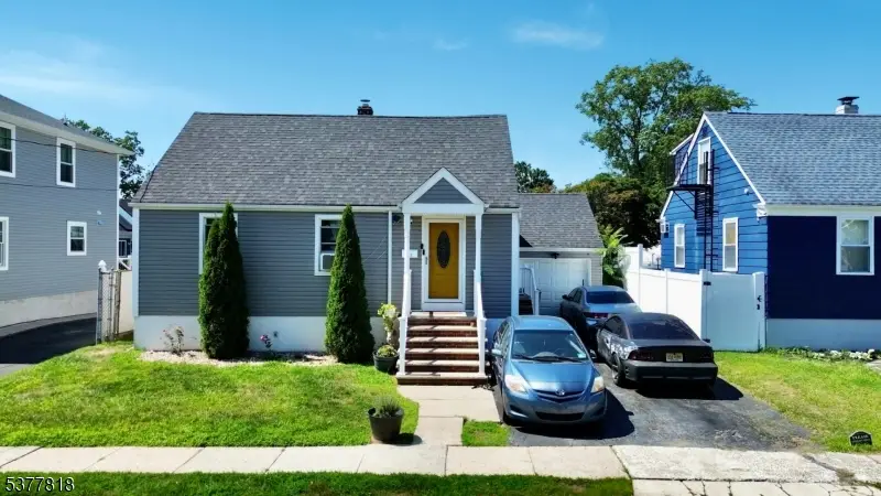 211 Bradford Ave, Linden, NJ 07036 - Image #1