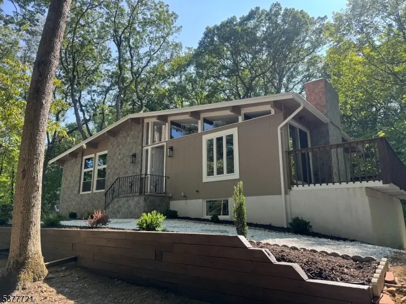 711 Indian Rd, Pines Lake, NJ 07470 - Image #1