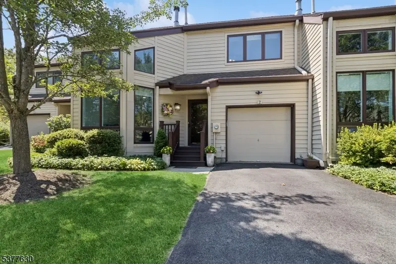 25-2 Franklin Court, Bernardsville, NJ 07924 - Image #1