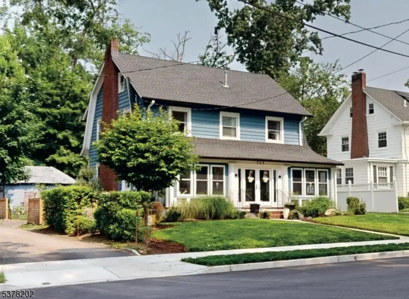 743 Haxton Ave, Orange, NJ 07050 - Image #2