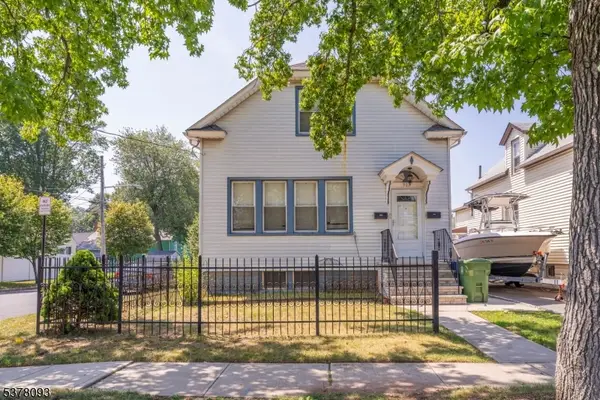 901 Clark St, Linden City, NJ 07036