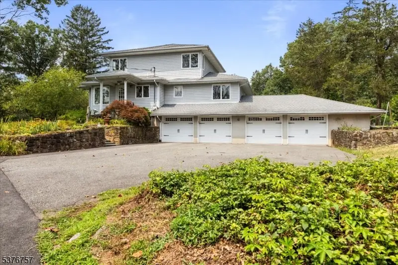 209 Pleasant Hill Rd, Chester Township, NJ 07930 - #2