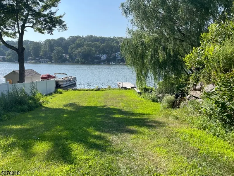 20 Chincopee Road, Lake Hopatcong, NJ 07849 - Image #2