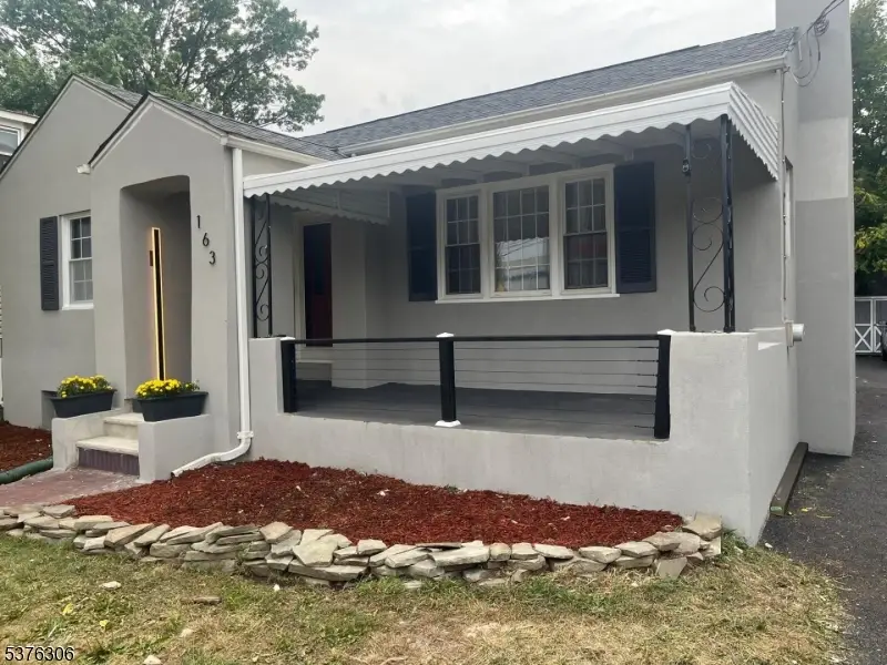 163 Wagaraw Rd, Hawthorne, NJ 07506 - Image #2