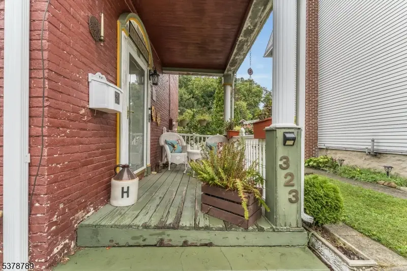 323 Water St, Belvidere, NJ 07823 - #2