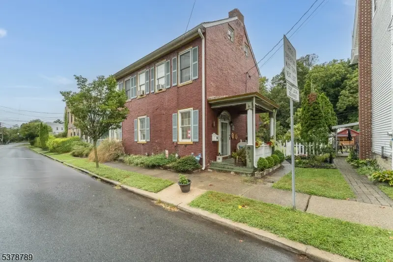 323 Water St, Belvidere, NJ 07823 - #3