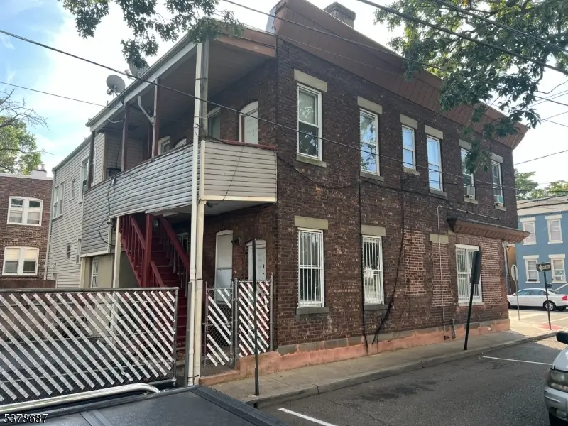 96 Heckel St, Silver Lake, NJ 07109 - Image #1