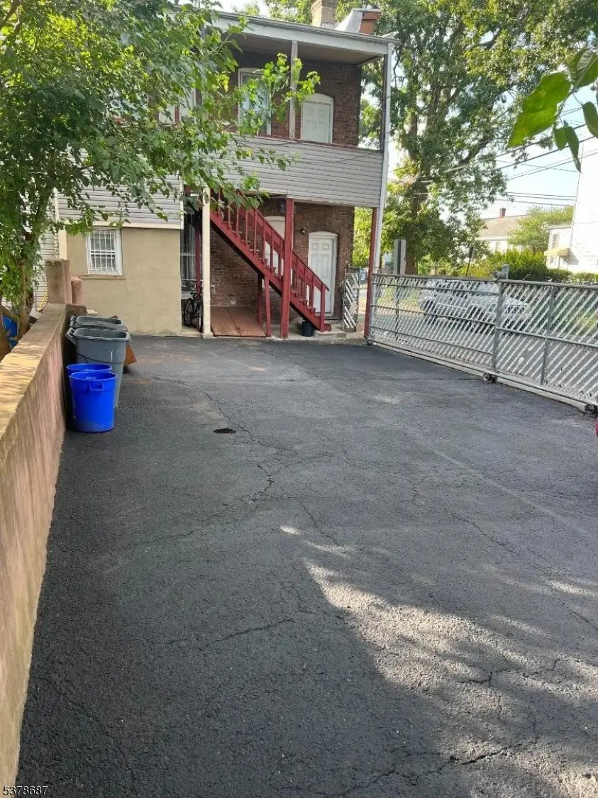 96 Heckel St, Silver Lake, NJ 07109 - Image #3