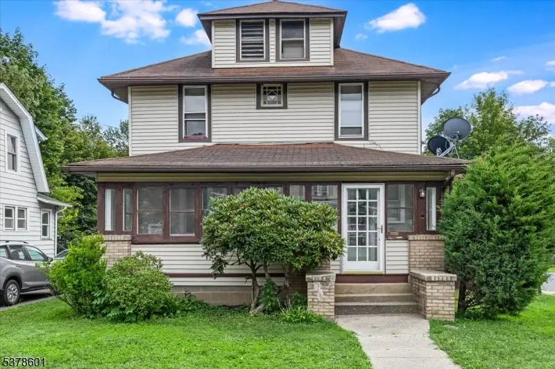 113 W Valley View Ave, Hackettstown, NJ 07840 - Image #1