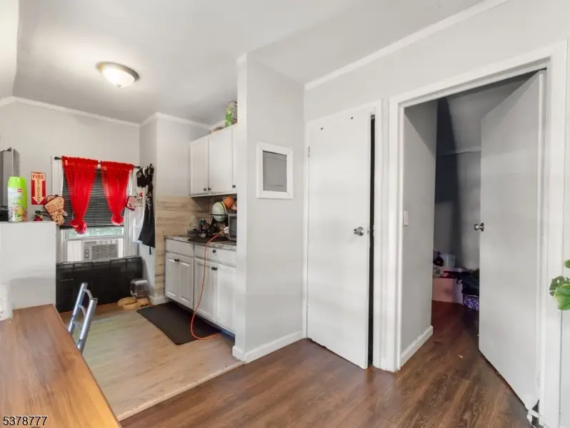 137 Renner Ave, Newark, NJ 07112 - Image #3