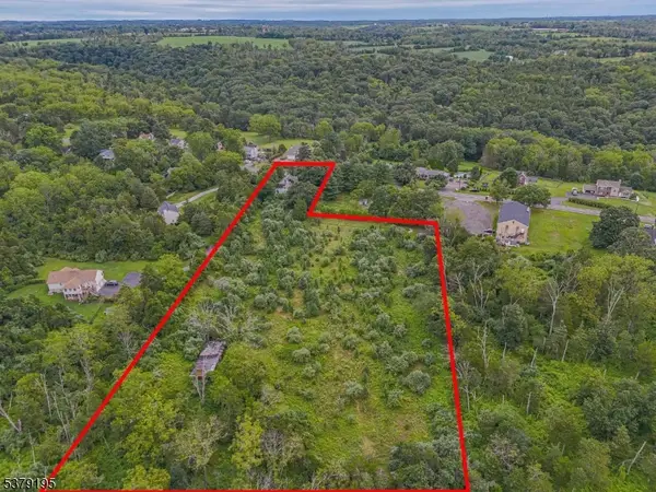 45 Everittstown Rd, Frenchtown Boro, NJ 08825