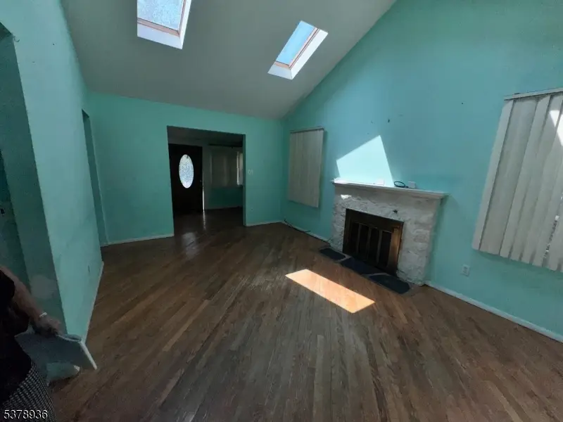 61 Minnehaha Blvd, Lake Hiawatha, NJ 07054 - Image #2