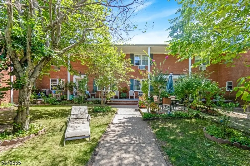 1120 Valley Rd #1B, Wayne, NJ 07470 - Image #3