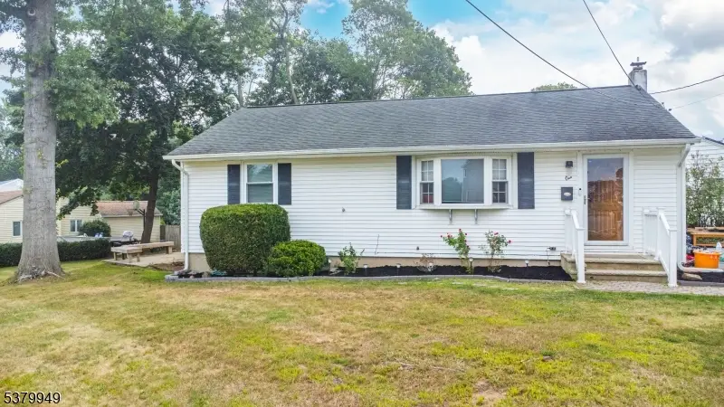 1 Gail Dr, Succasunna, NJ 07876 - Image #1