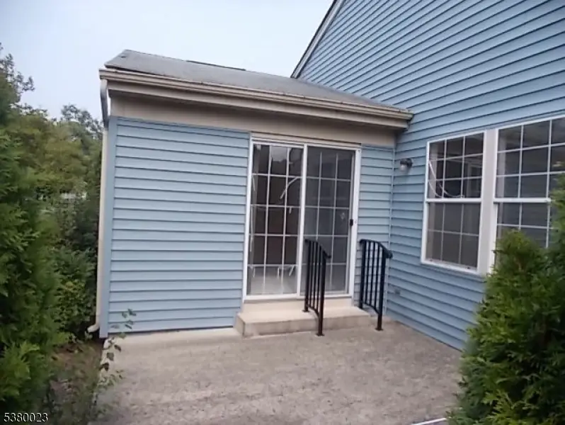 29B Hillsborough Dr, Monroe Township, NJ 08831 - Image #2