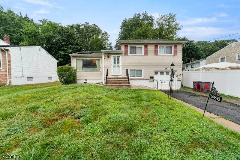 286 Mclean Pl, Hillside, NJ 07205 - Image #1