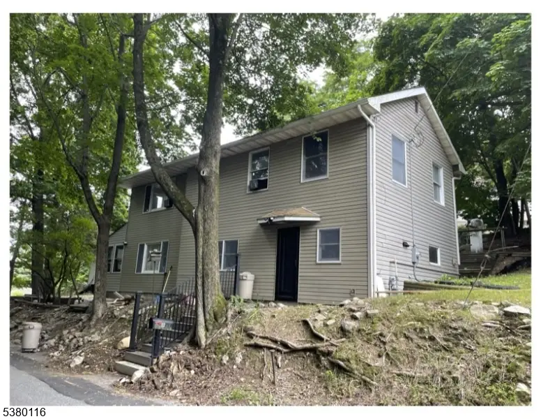 8 Hillside Ave, Stanhope, NJ 07874 - Image #1