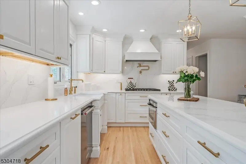 7 Lookout Point Trail, Totowa, NJ 07512 - #3