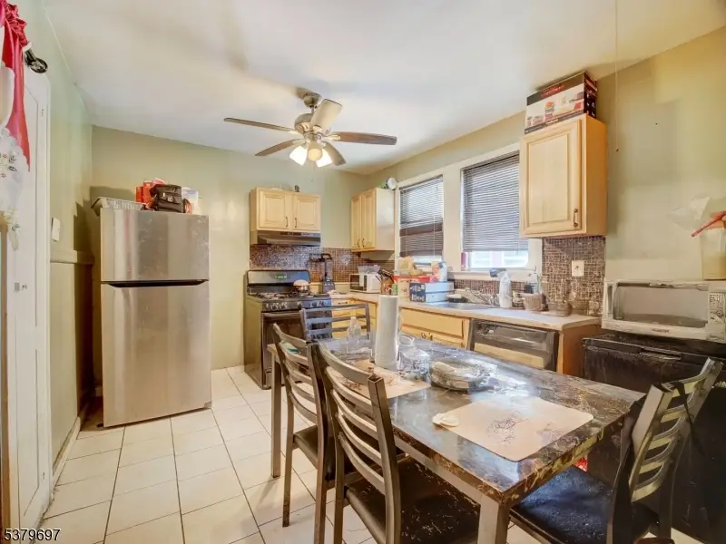 170 Oakland Ter #2, Newark, NJ 07106 - Image #3