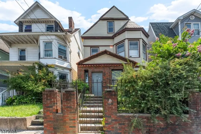 187 N 6th St, Newark, NJ 07107 - Image #1