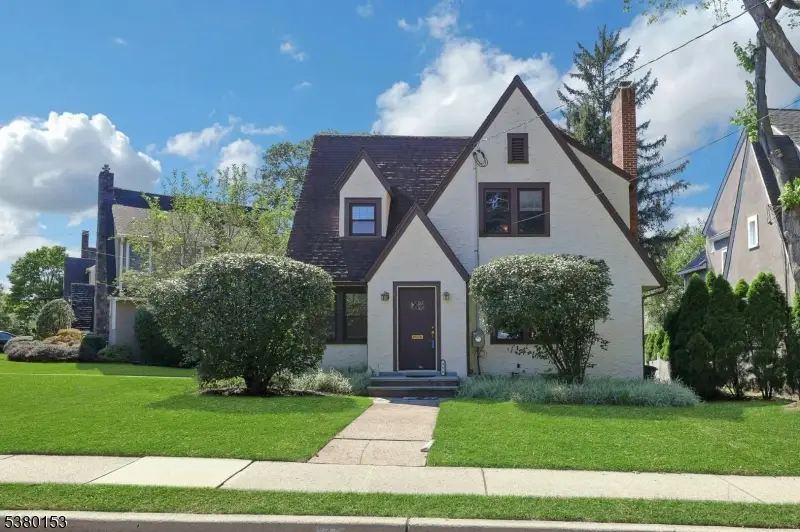 394 Ackerman Ave, Glen Rock, NJ 07452 - Image #1