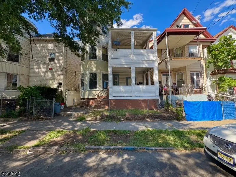 475 Park Ave, Paterson, NJ 07504 - Image #2