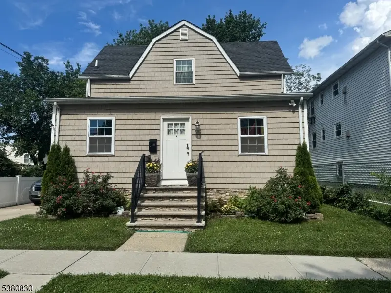 1121 Frank St, Roselle, NJ 07203 - Image #1