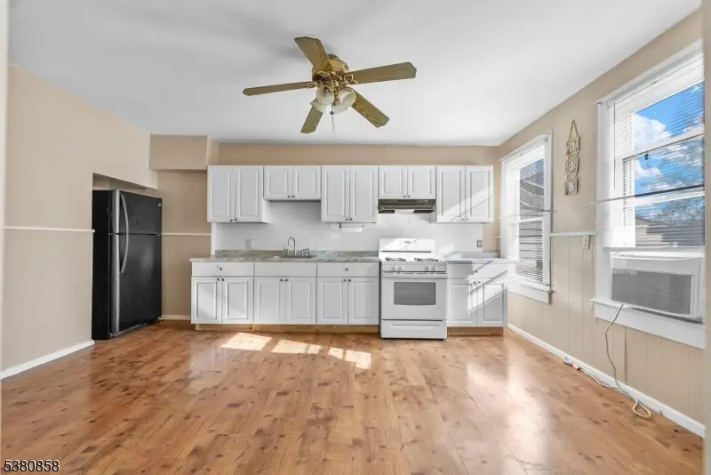 206 N 6th St, Prospect Park, NJ 07508 - #2