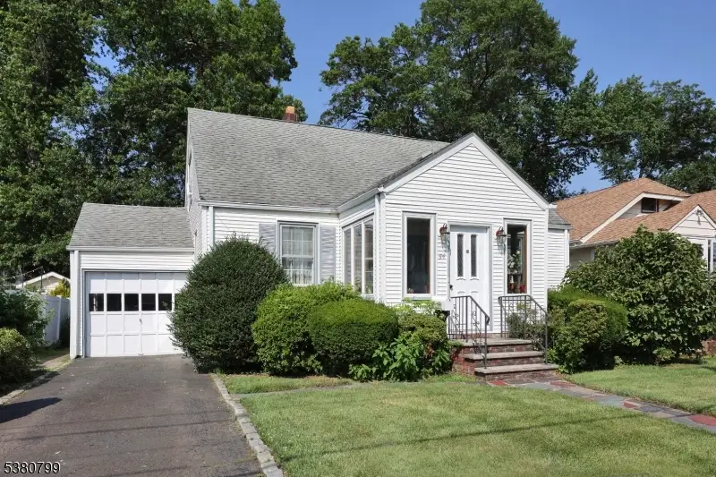54 Pallant Ave, Linden, NJ 07036 - Image #1