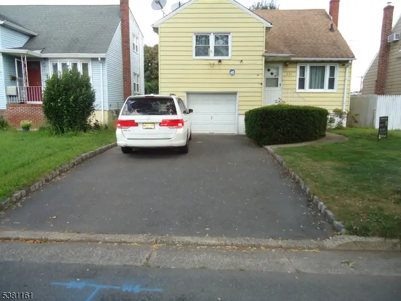221 Jefferson Ave, Linden, NJ 07036 - #1