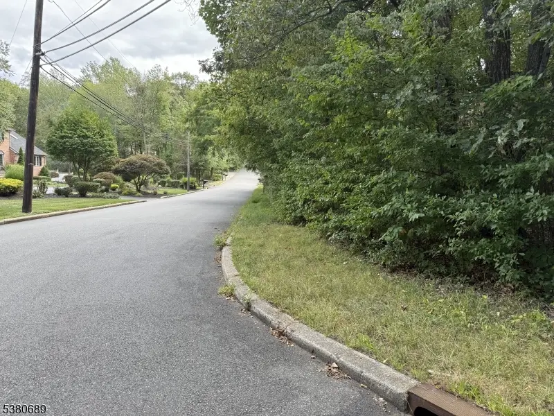 15 Saw Mill Rd, Kinnelon, NJ 07405 - Image #3