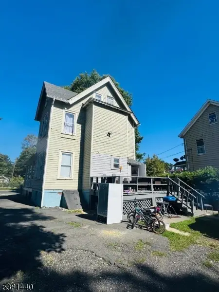 536 E 2nd St, Plainfield, NJ 07060 - Image #2