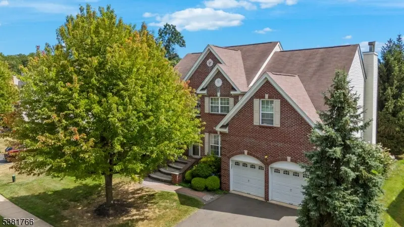 8 Colts Run Rd, Ten Mile Run, NJ 08540 - Image #2