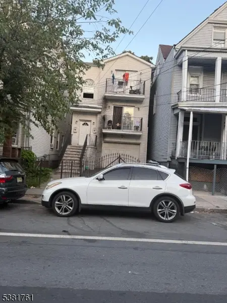 166 S 11th St, Newark, NJ 07107 - Image #1