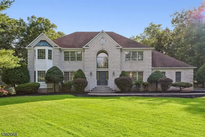 22 Old Dutch Road, Warren, NJ 07059 - Image #1