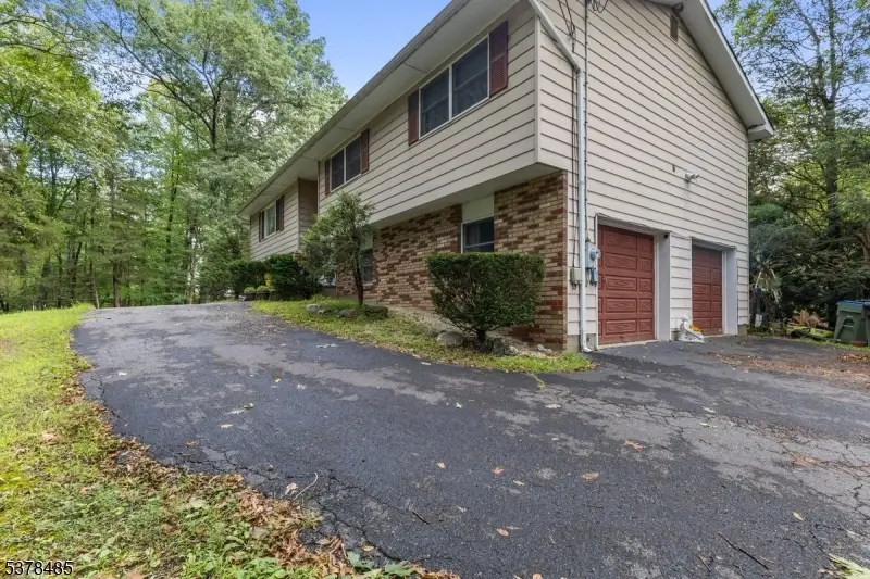 12 Locust Lake Rd, Hope Township, NJ 07825 - Image #3
