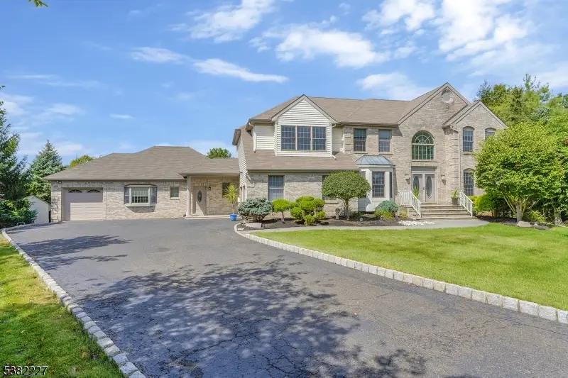 6 Hardwood Ct, Warren, NJ 07059 - Image #1