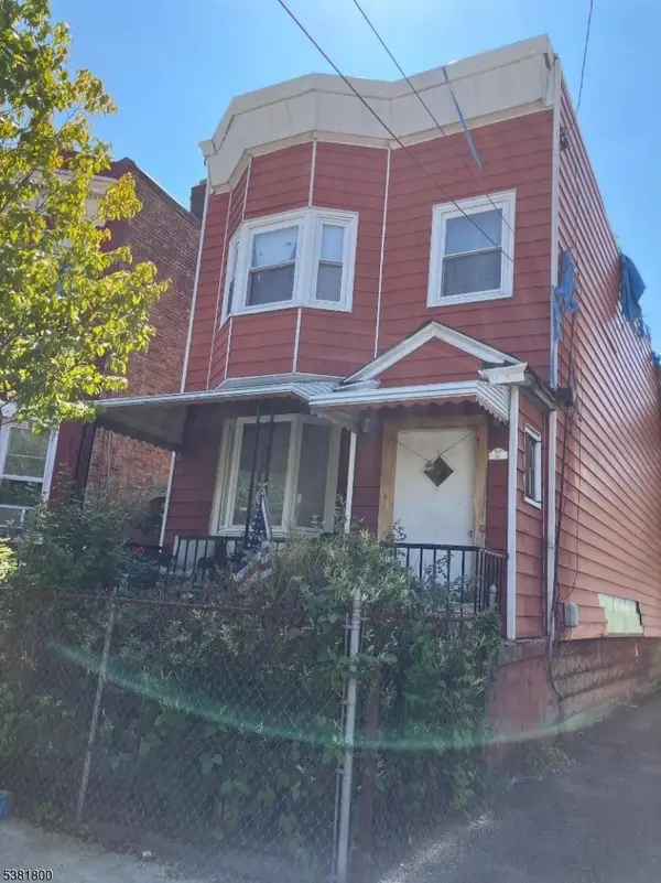 583 Bramhall Ave, Jersey City, NJ 07304