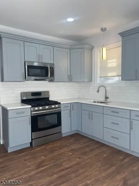 414 21st Ave, Paterson City, NJ 07513