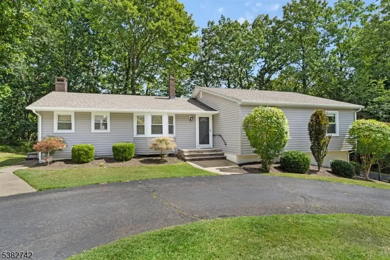 6 Brandywine Rise, Dunellen, NJ 08812 - Image #1