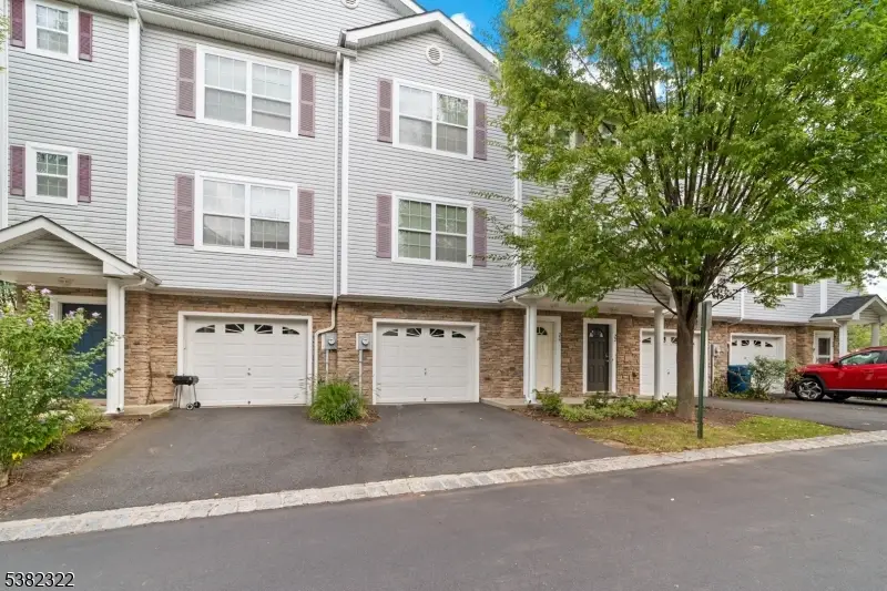 20 Alfred Ave, Franklin Township, NJ 08873 - Image #2